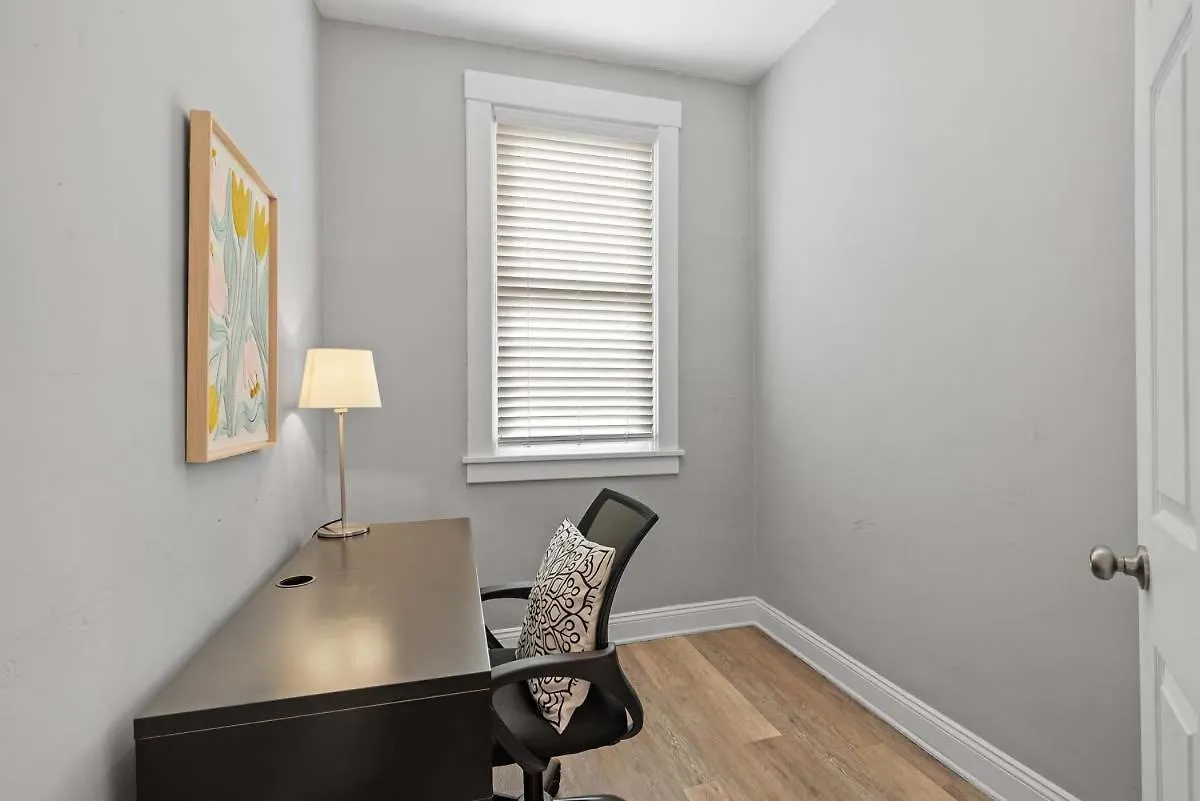 Apartment Pittsburgh Skyline Views - Luxury 1 Bedroom