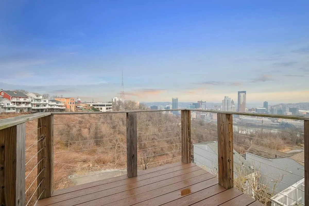 Apartment Pittsburgh Skyline Views - Luxury 1 Bedroom USA